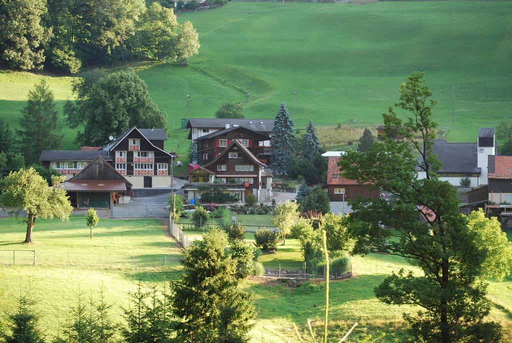 B&B Haus Zur Krone Oberriet Dış mekan fotoğraf