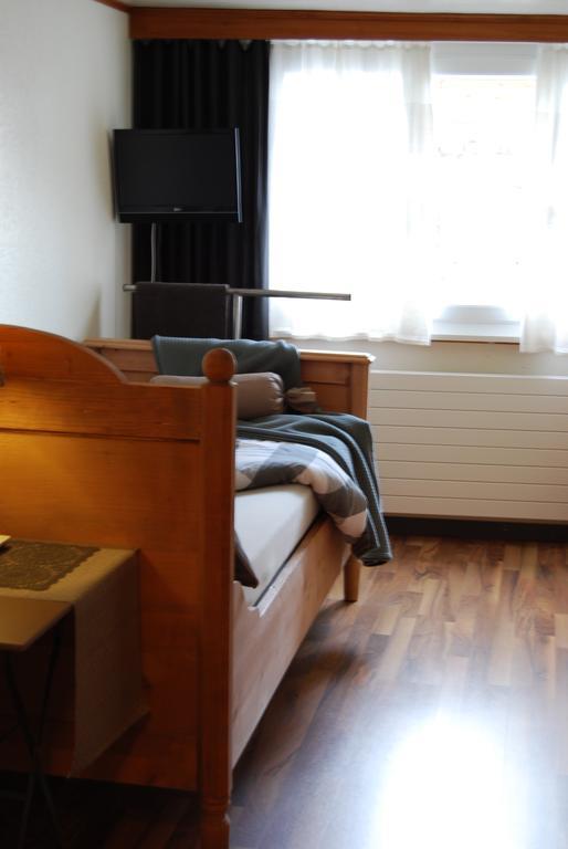 B&B Haus Zur Krone Oberriet Oda fotoğraf